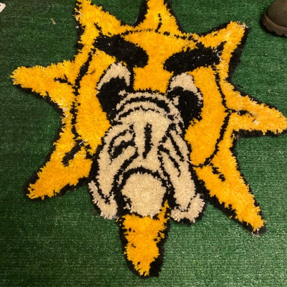 Custom rug - Picture 2 of 3